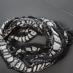 BLACK AND SILVER INFINITY SCARF